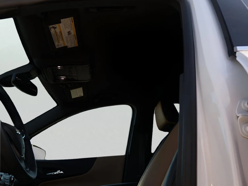 Used 2024 White Chevrolet Premier image 38