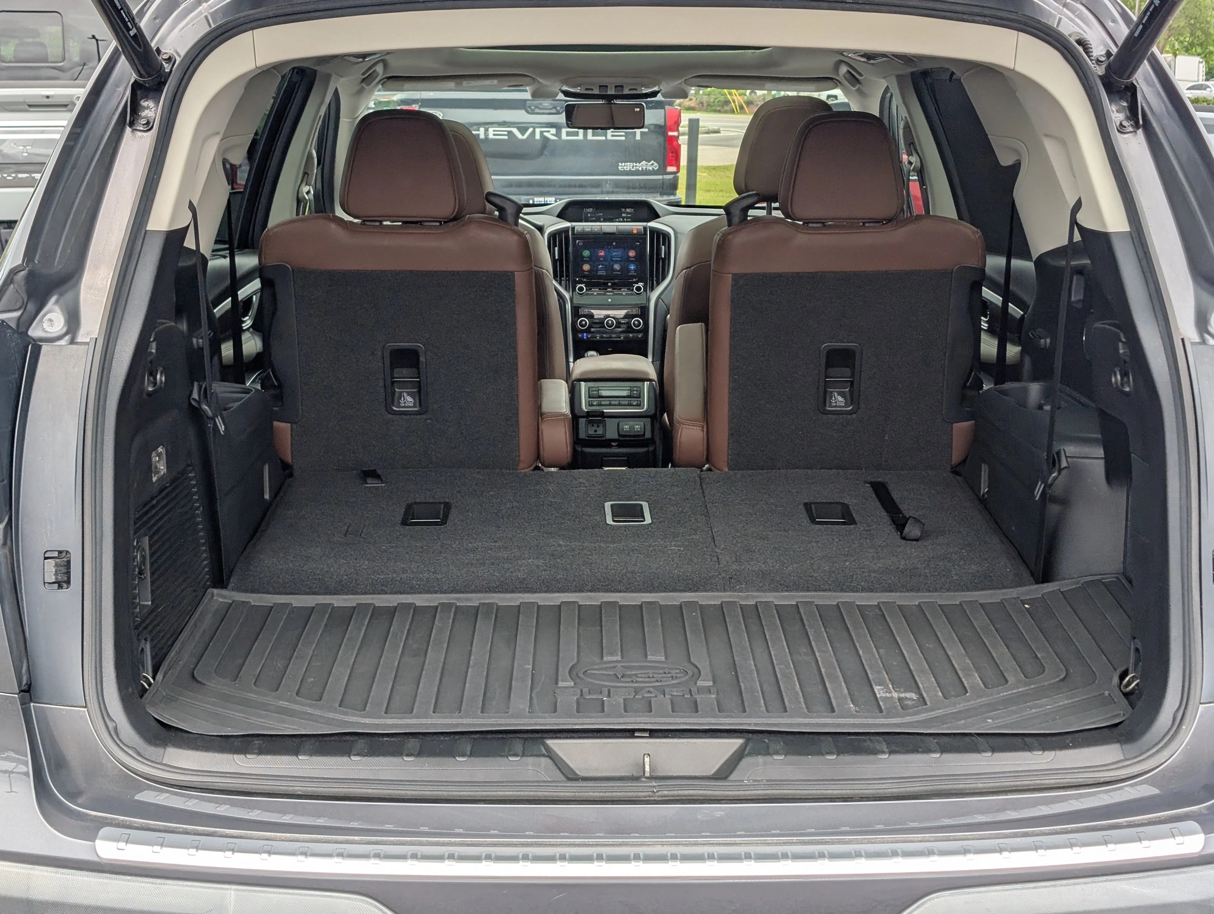Used 2020 Magnetite Gray Metallic Subaru Touring image 11