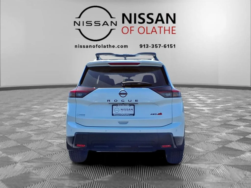 New 2026 Everest White Pearl TriCoat Nissan Rock Creek® image 28