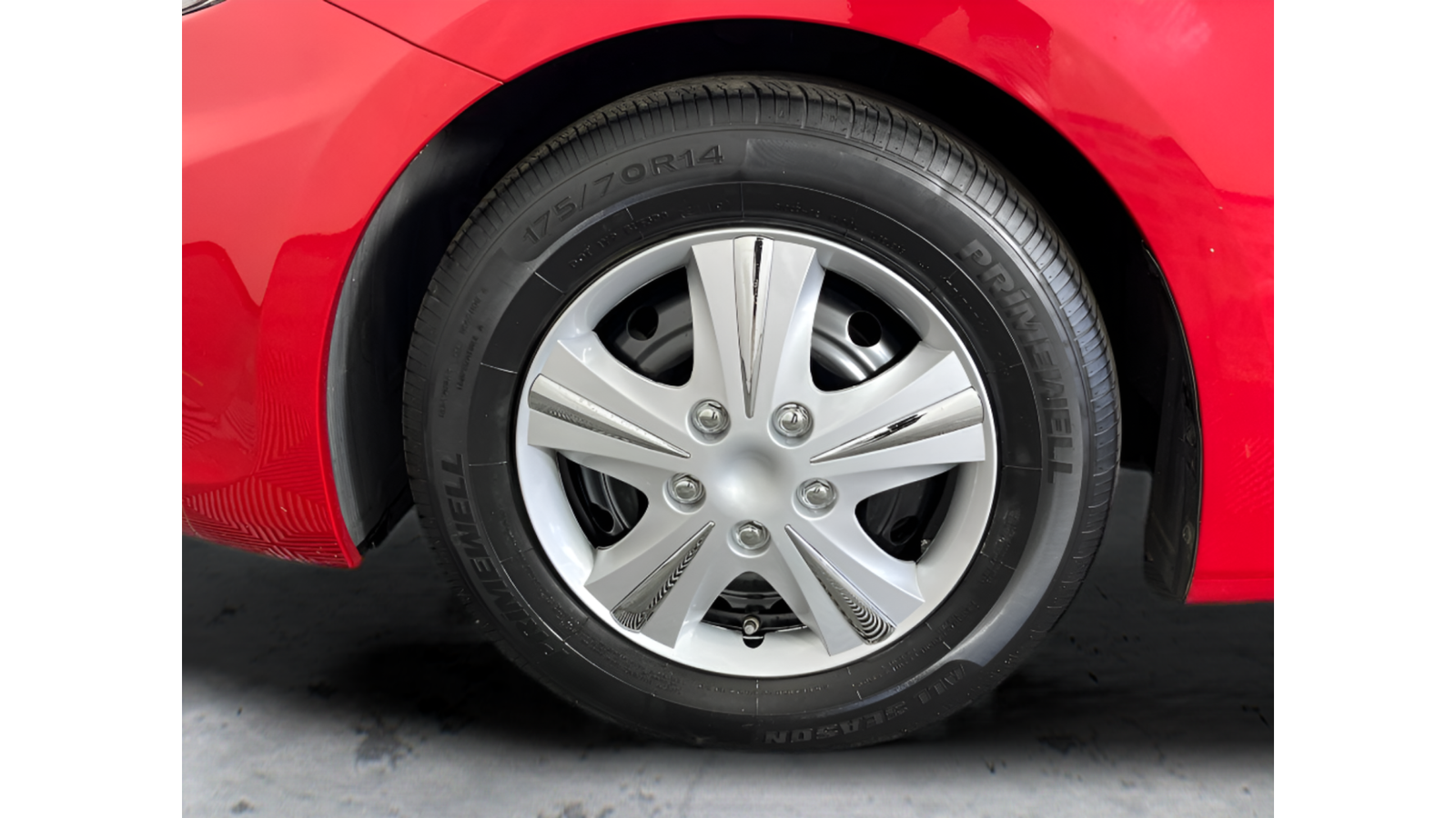 Used 2017 Red Hyundai SE image 19