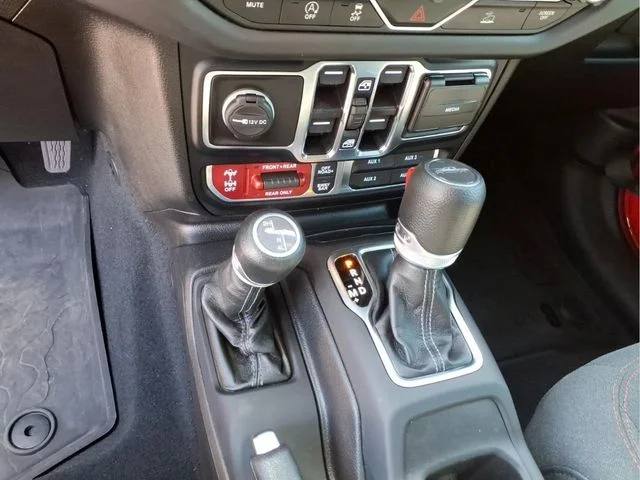 Used 2024 Red Jeep Rubicon image 28
