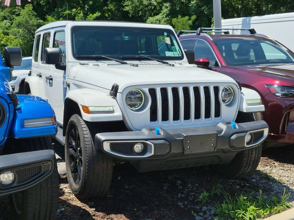 Used 2022 White Jeep Unlimited Sahara 4xe image 4