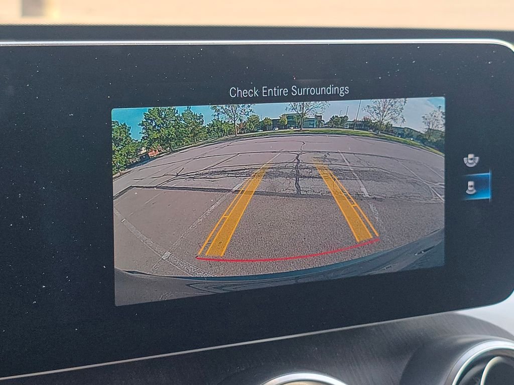 Used 2020 Graphite Gray Metallic Mercedes-Benz GLC 300 image 31