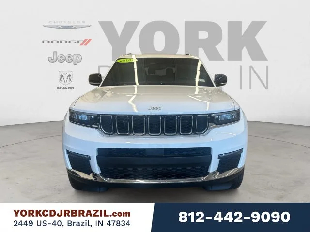 Used 2024 White Jeep Limited image 8