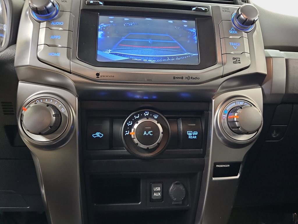Used 2019 White Toyota SR5 Premium image 25