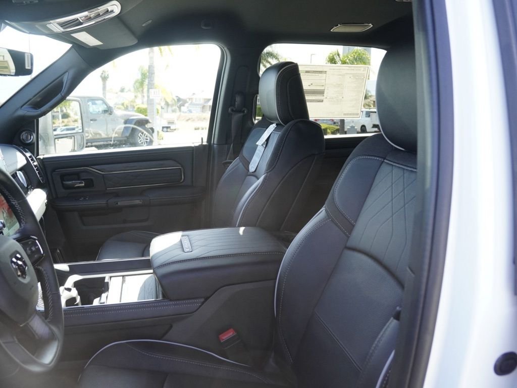 New 2026 Bright White Clear-Coat Exterior Paint RAM Limited image 17