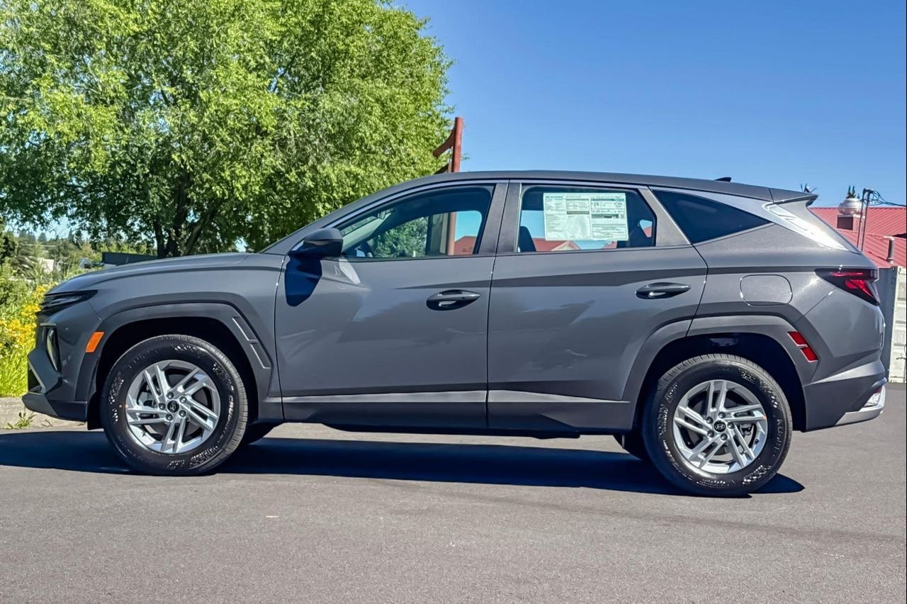 New 2026 Gray Hyundai SE AWD image 7