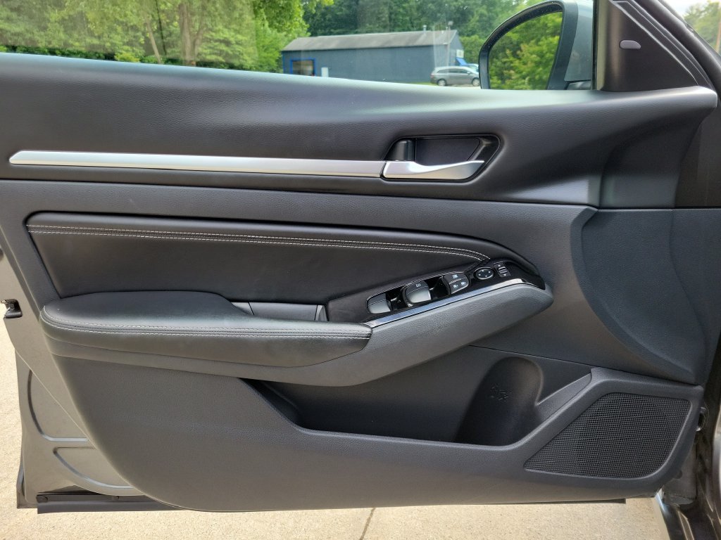 Used 2023 Gray Nissan 2.5 SV image 16