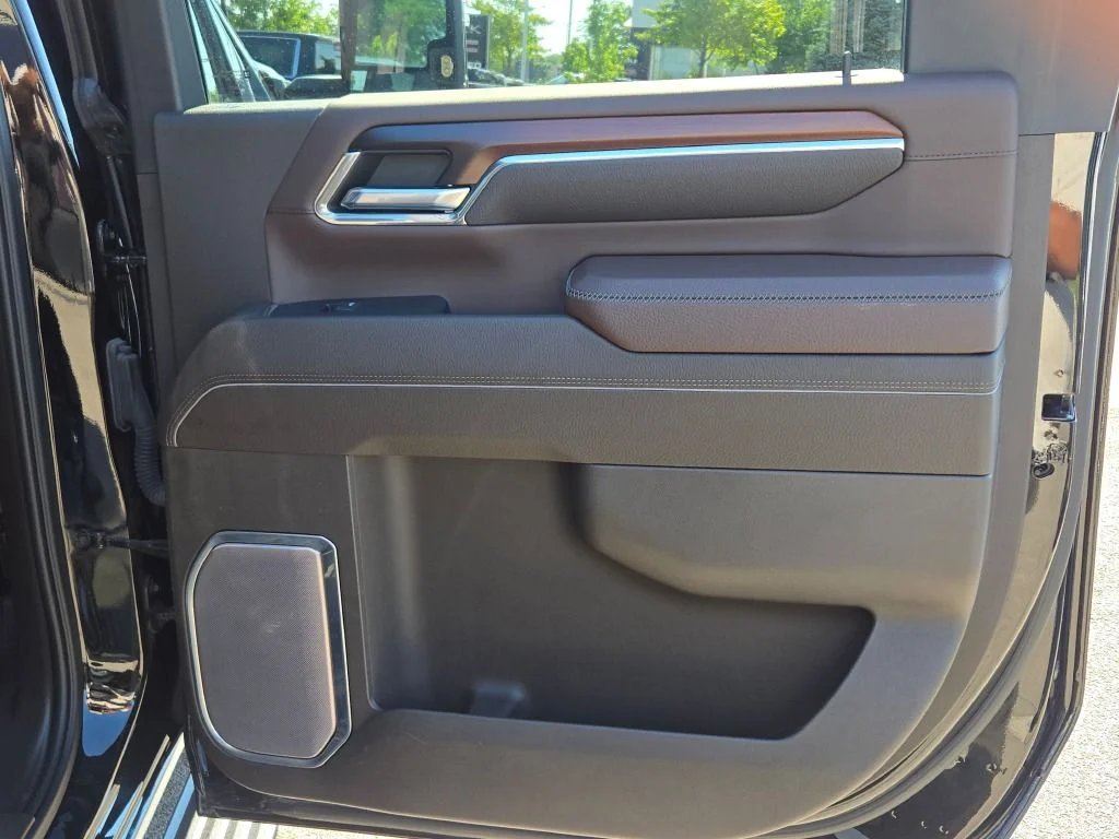 Used 2024 Black GMC Denali image 13