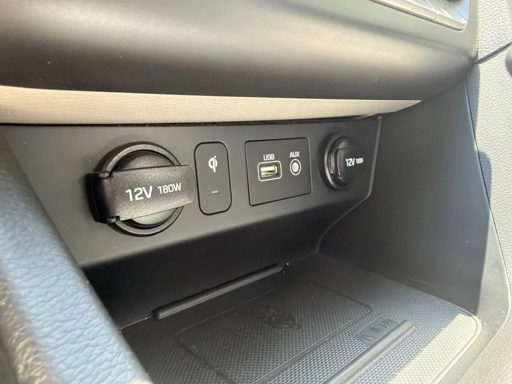 Used 2019 Red Hyundai SEL image 18