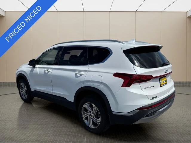 Used 2022 Gray Hyundai SEL image 4