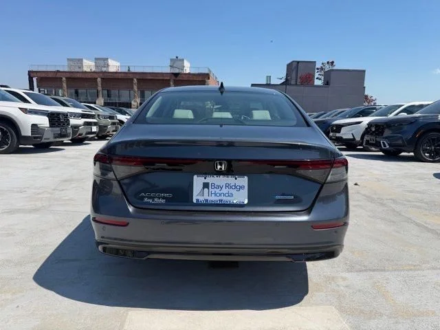 Used 2023 Gray Honda EX-L image 6
