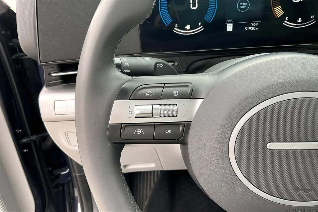 Used 2024 Blue Hyundai SEL image 11