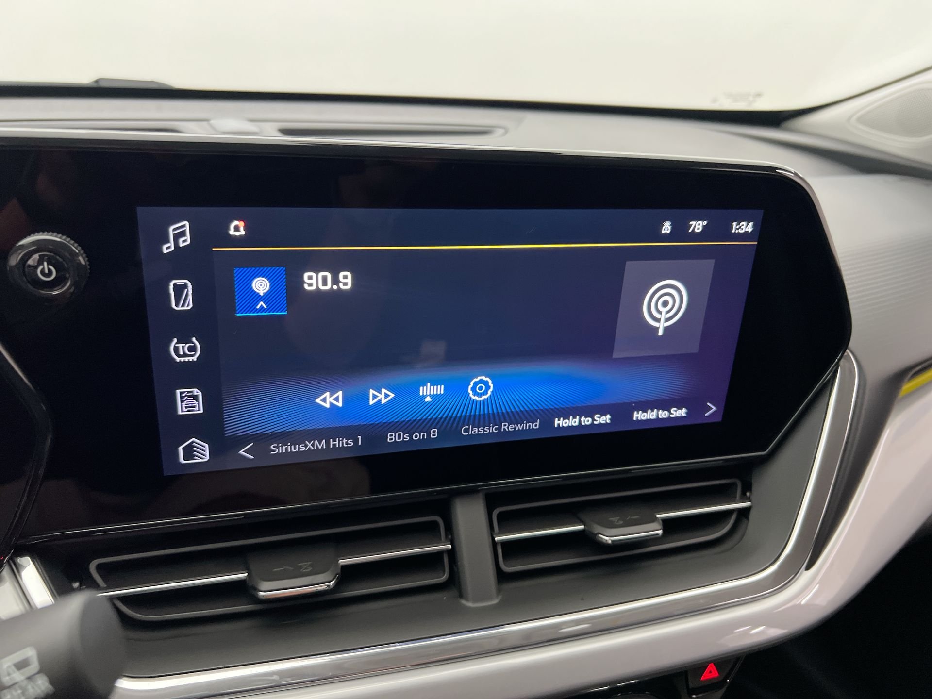 2026 Chevrolet Trax LT - Photo 68