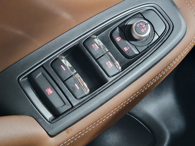 Used 2020 White Subaru Touring image 32