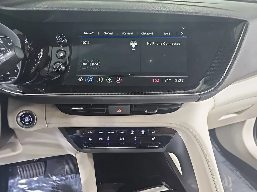 Used 2023 SAPPHIRE METALLIC Buick Preferred image 25