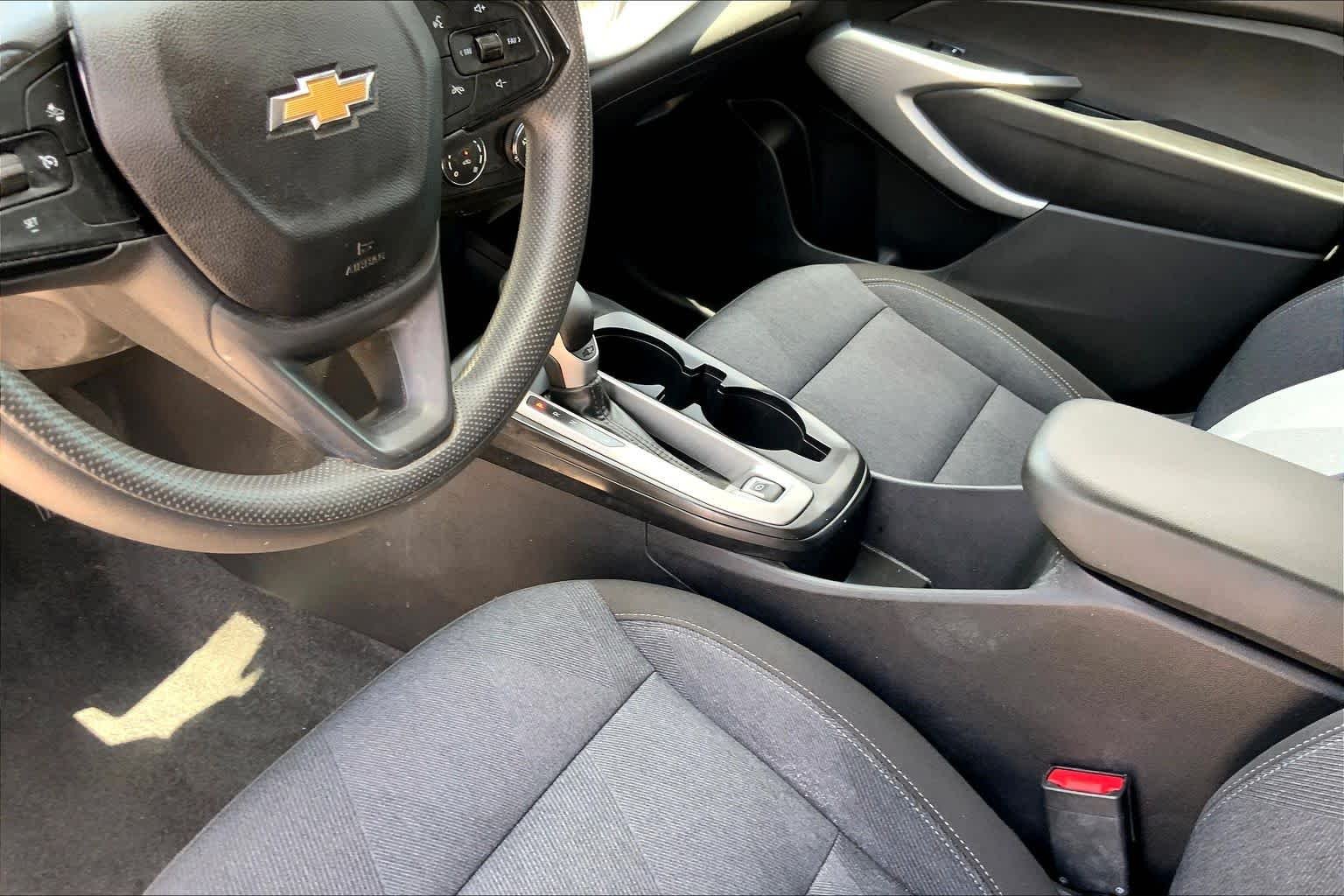 Used 2025 Cypress Gray Chevrolet LS image 16