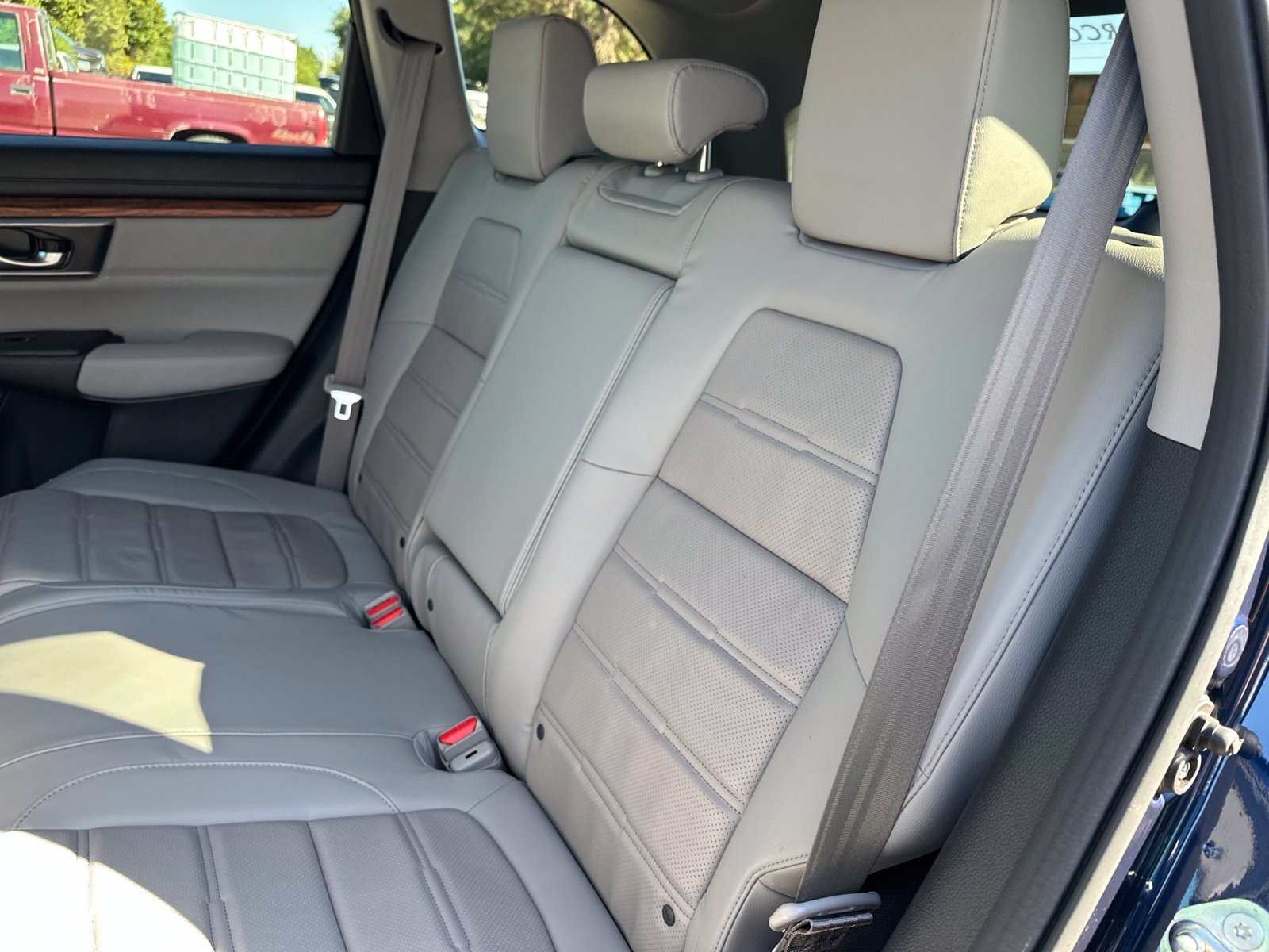 Used 2017 Blue Honda EX-L image 22
