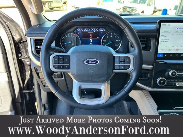 Used 2023 Agate Black Metallic Ford XLT image 9
