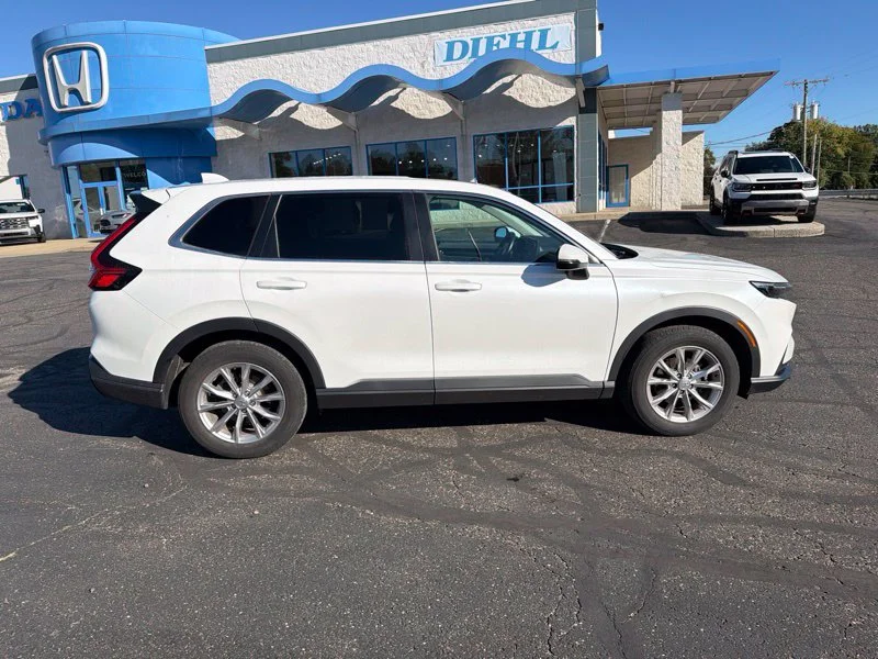 Used 2024 White Honda EX-L image 8