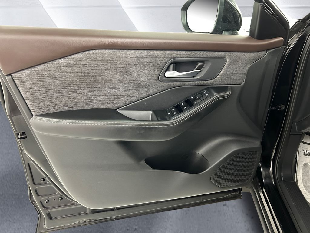 Used 2021 Black Nissan SV image 12
