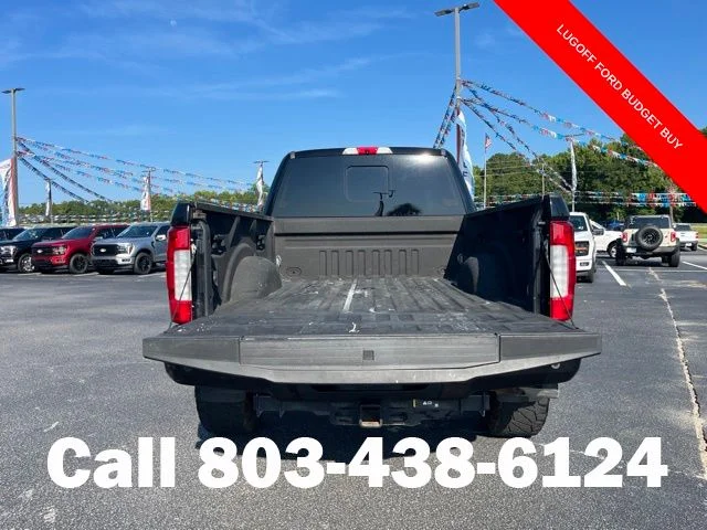 Used 2017  Ford Platinum image 38