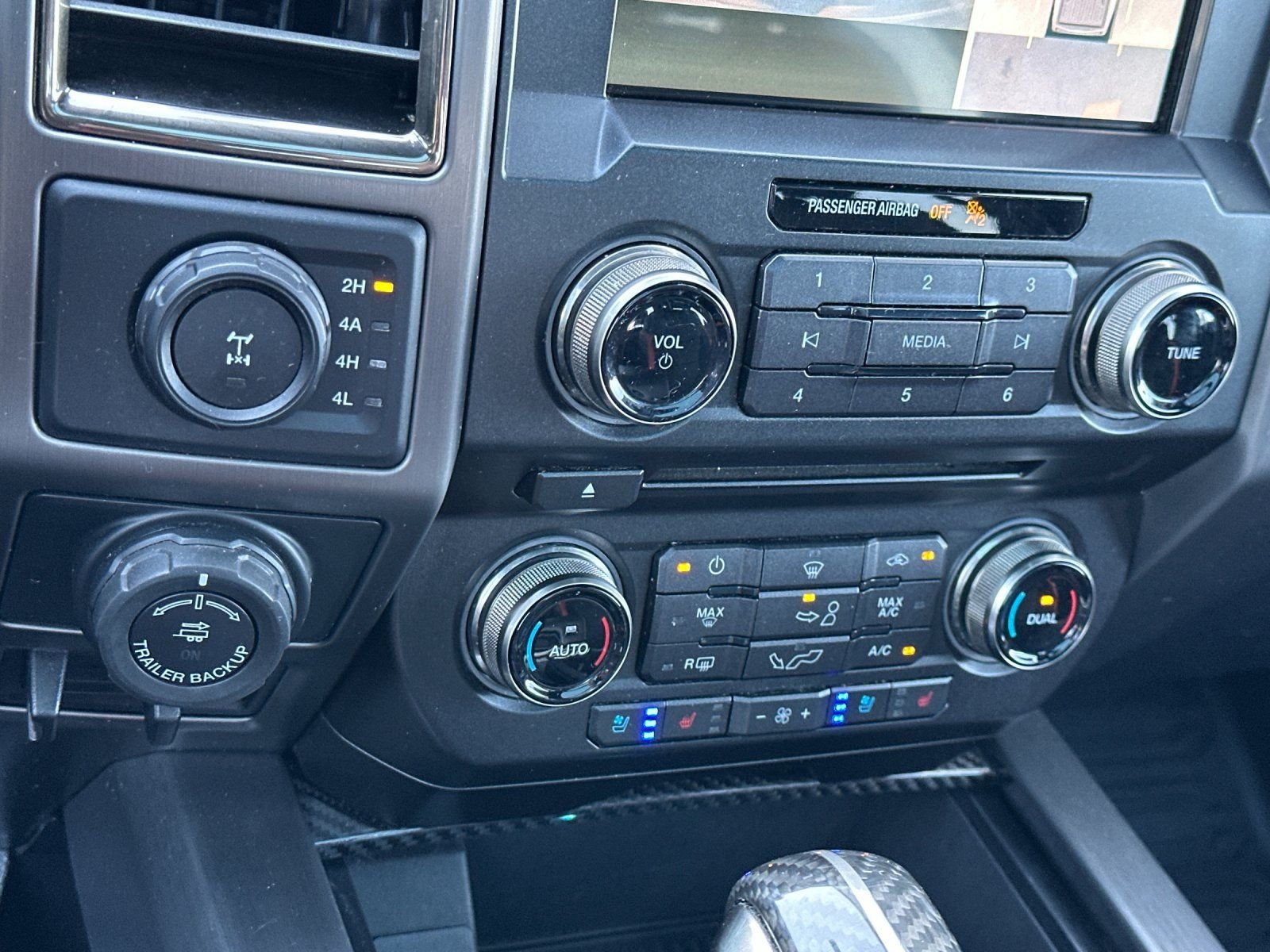Used 2018 White Ford Raptor image 20