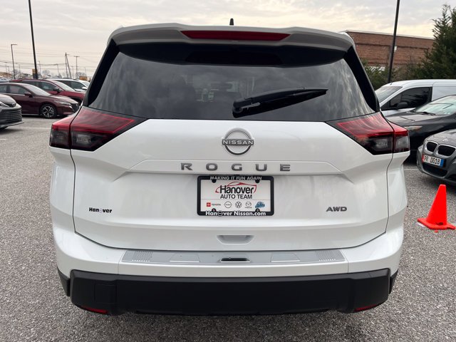 2026 Nissan Rogue SV - Photo 6