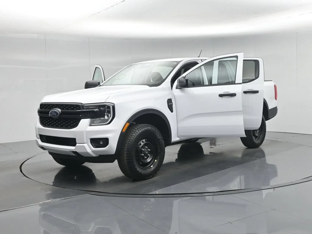 New 2026 Oxford White Ford XL image 29