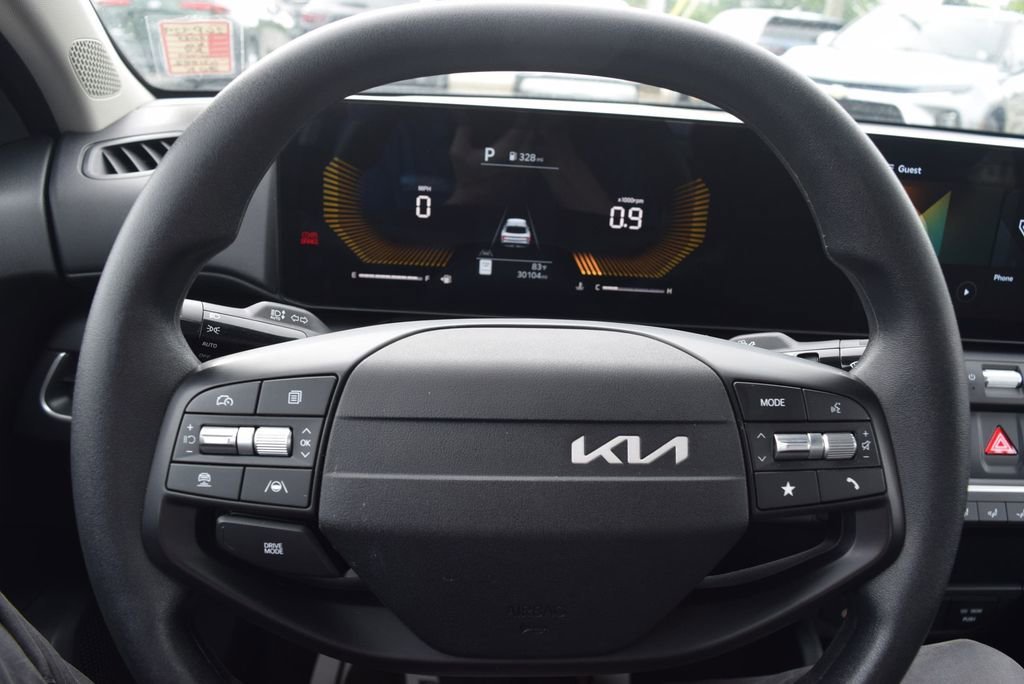 2025 Kia K4 LXS - Photo 21