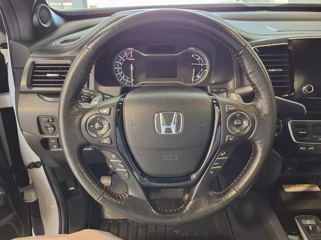 Certified Used 2023 Platinum White Pearl Honda Black Edition image 9