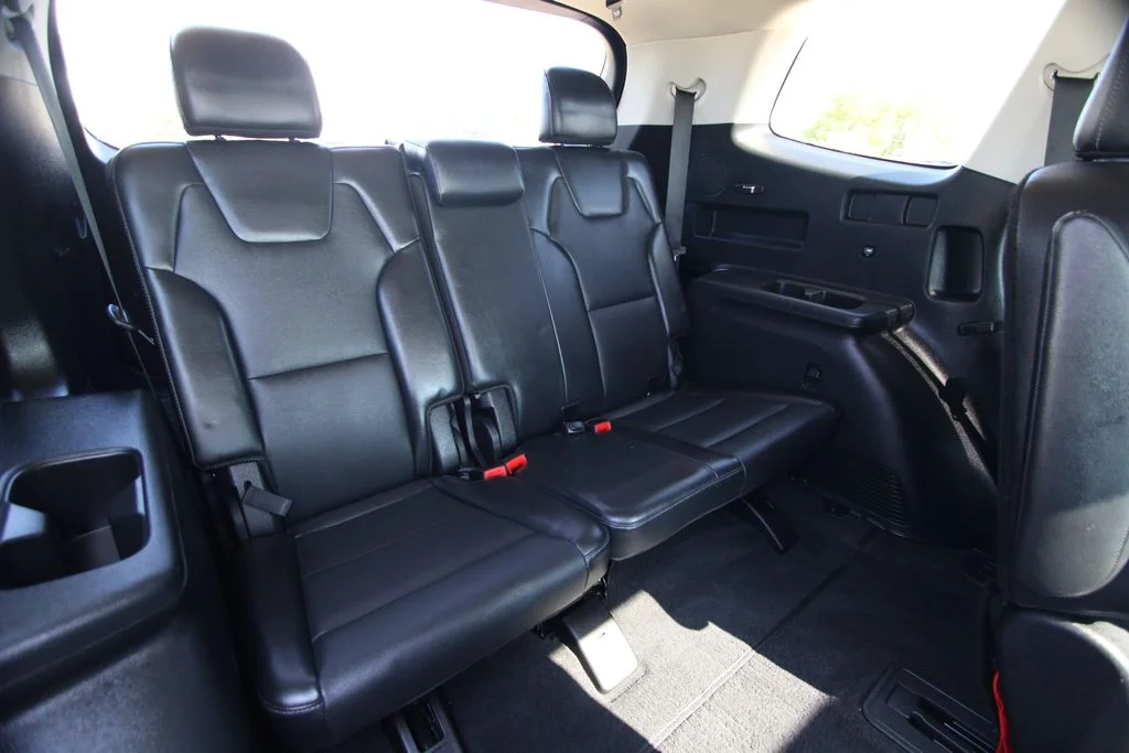Used 2021 Everlasting Silver Kia EX image 10