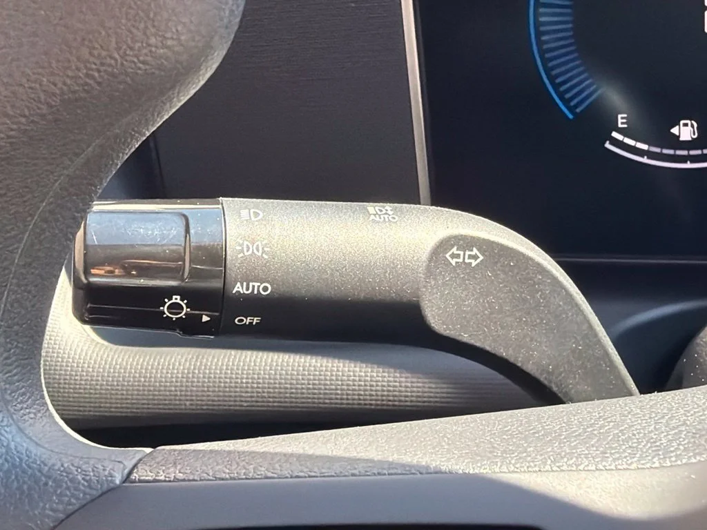 New 2027 Phantom Black Hyundai SE image 25