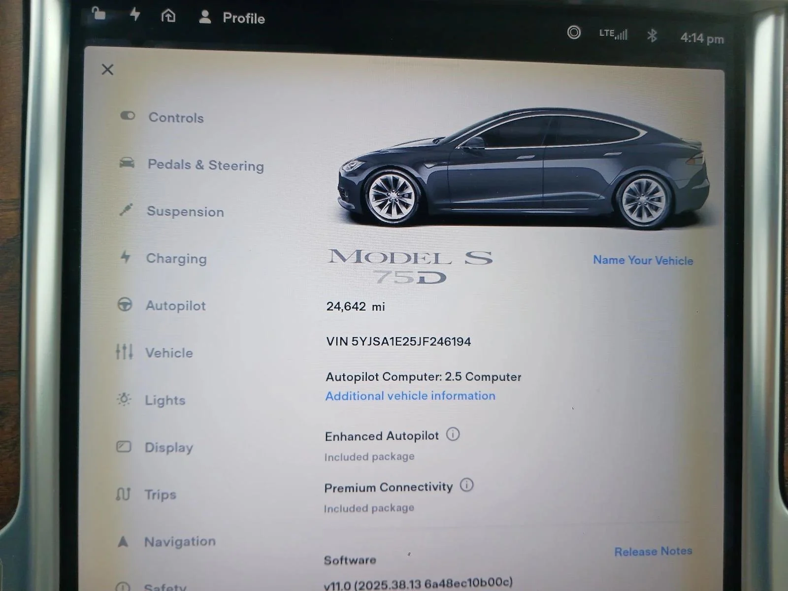 Used 2018 Tesla Model S 75D with VIN 5YJSA1E25JF246194 for sale in Kansas City