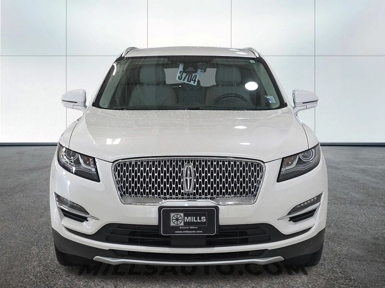Used 2019 White Lincoln Select image 12