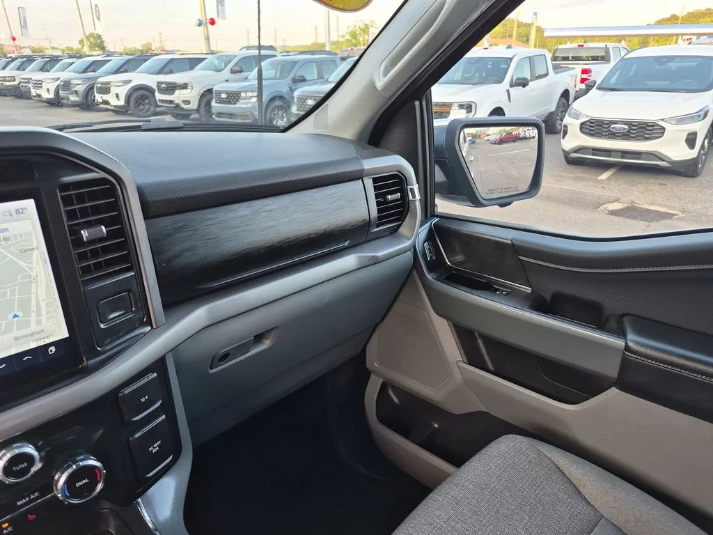 Used 2024 Black Metallic Ford XLT image 23