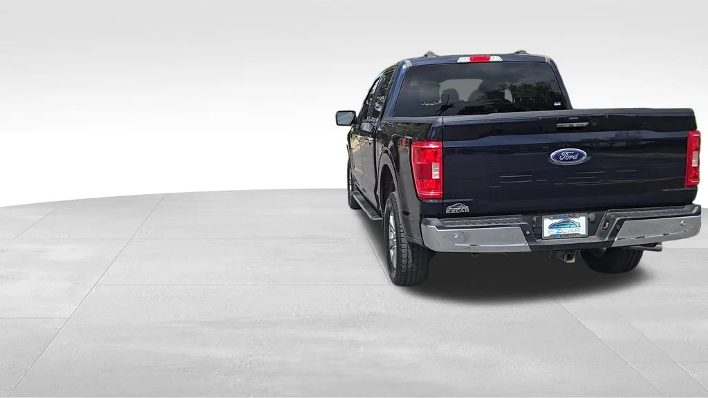 Used 2023 Blue Metallic Ford XLT image 7