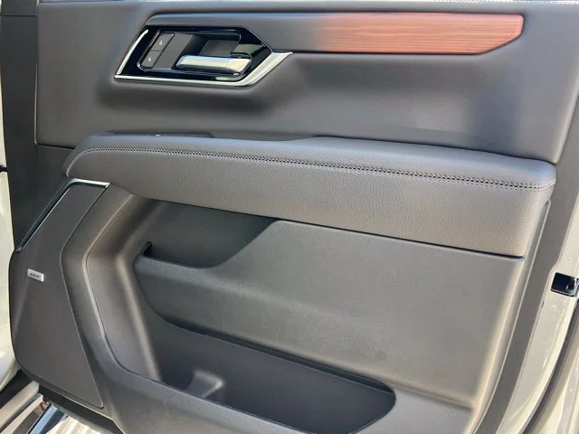 2026 GMC Yukon XL Denali - Photo 29