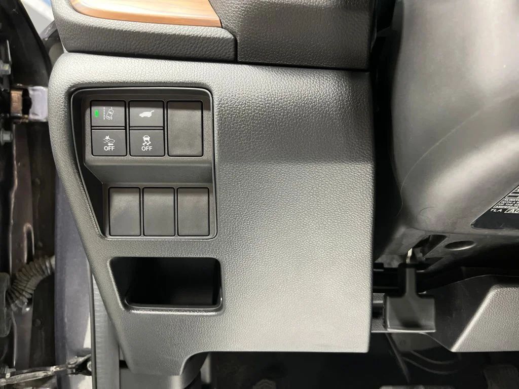 Certified Used 2019 Modern Steel Metallic Honda EX-L image 13