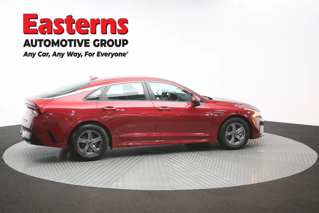 Used 2023 Red Kia LXS image 42