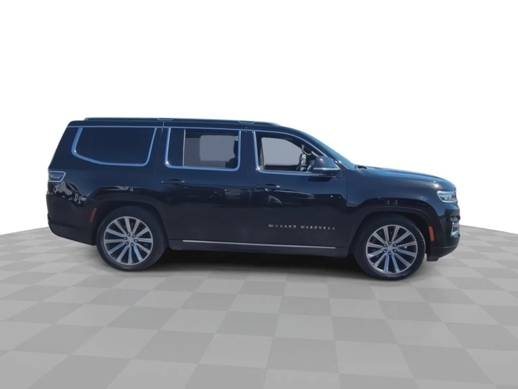 2022 Jeep Grand Wagoneer Series II - Photo 9