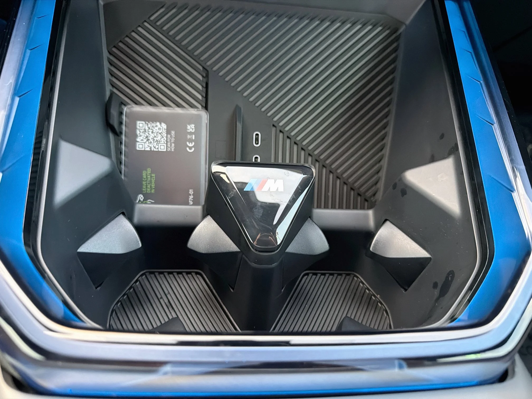 New 2026 Black Sapphire Metallic BMW 30 xDrive image 31