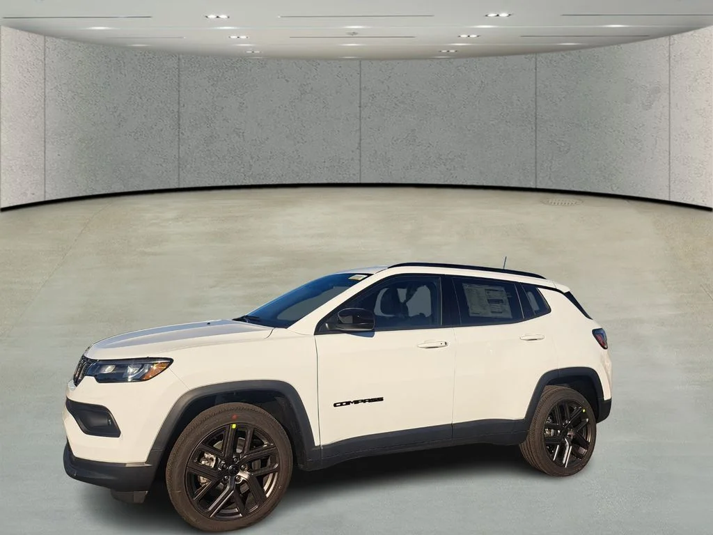 New 2026 Bright White Clear-Coat Exterior Paint Jeep Latitude image 8
