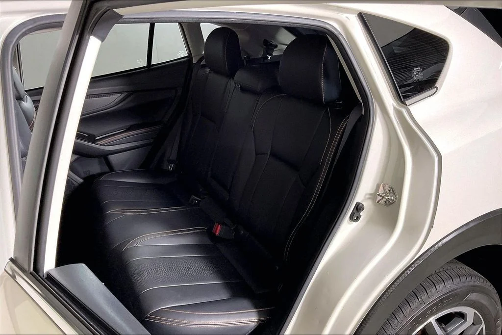 Used 2018 White Subaru 2.0i Limited image 24