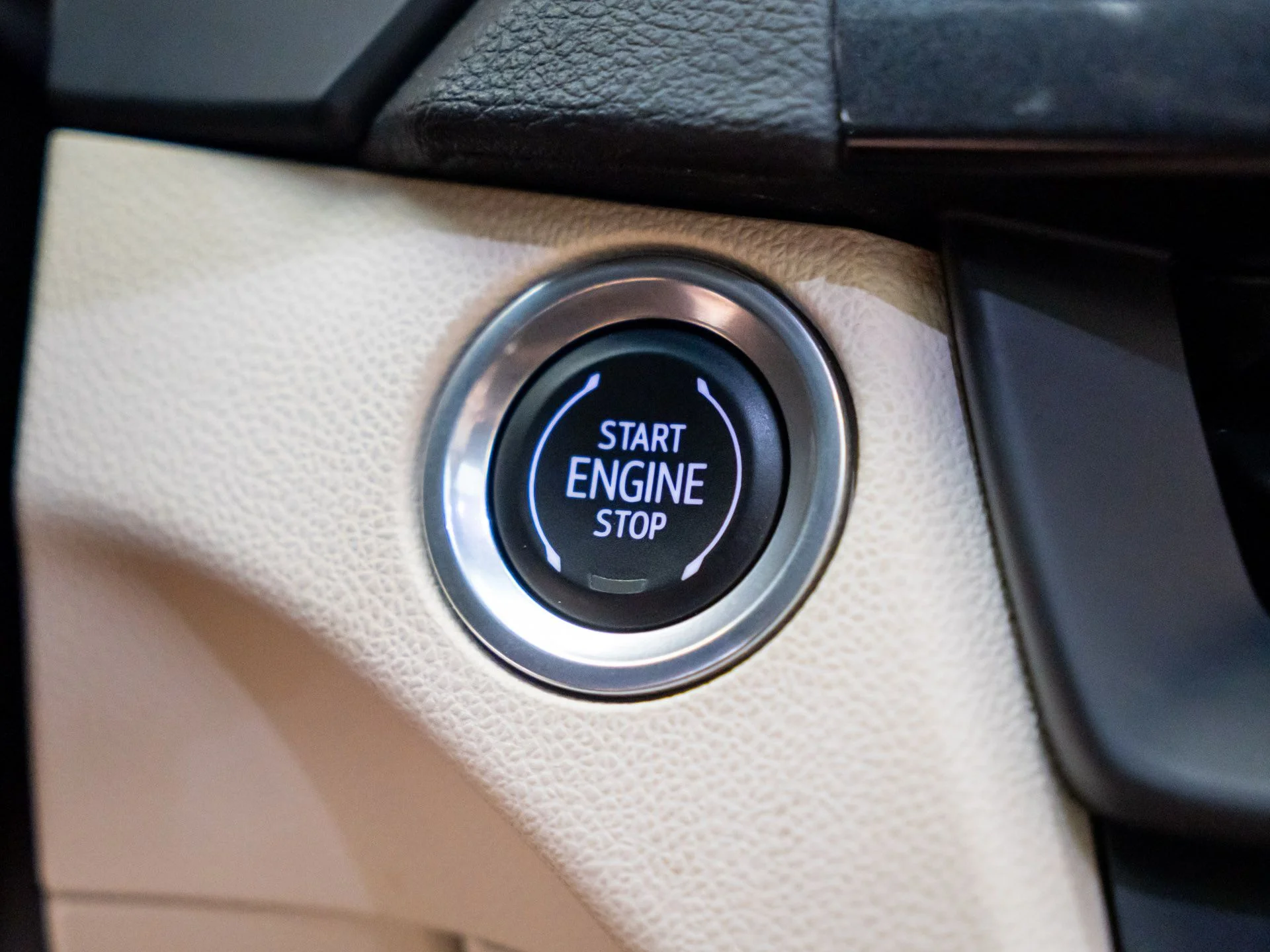 Used 2022 Gray Cadillac Premium Luxury image 20