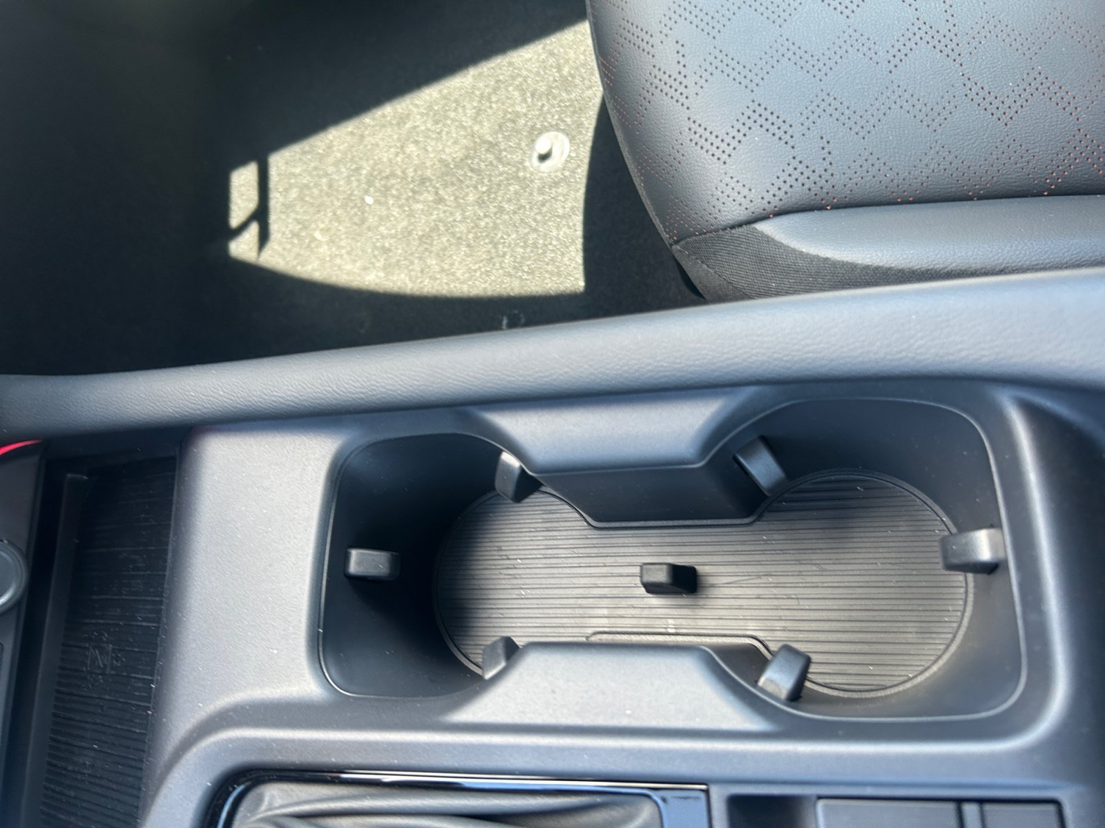 2026 Nissan Sentra SR - Photo 25
