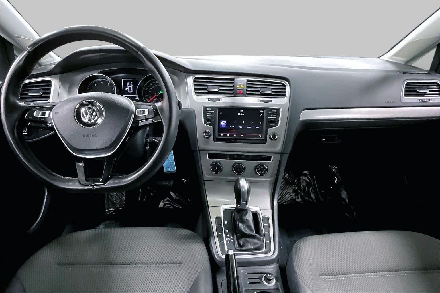 Used 2016 Silk Blue Metallic Volkswagen TSI S image 15