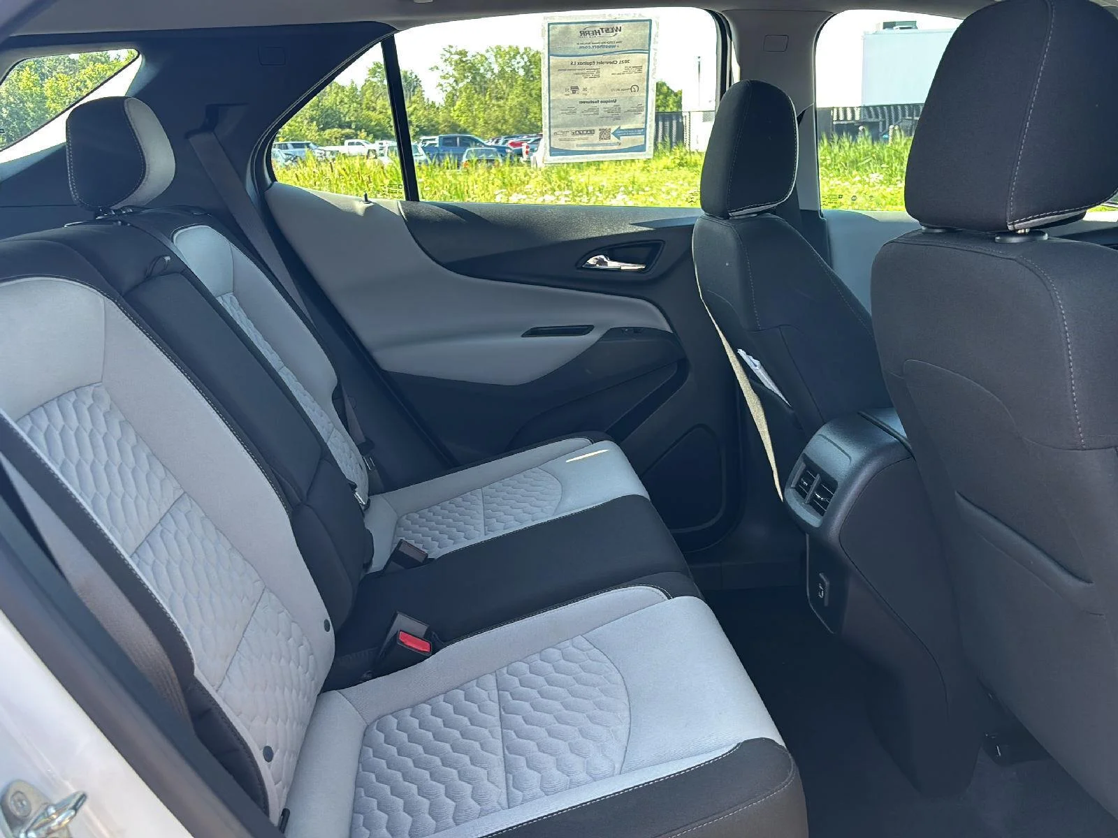 Used 2021 Summit White Chevrolet LS image 33