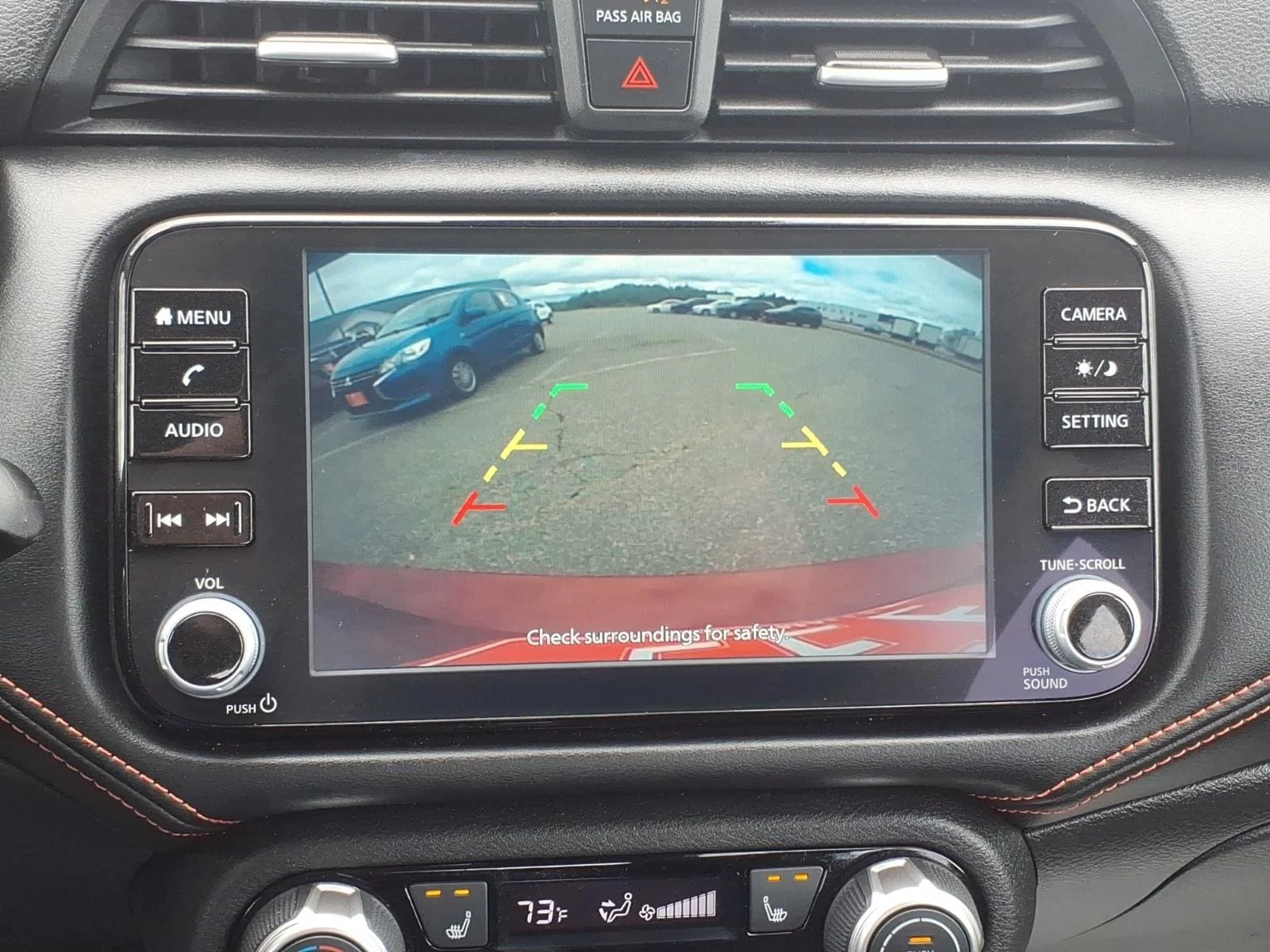 Used 2024 Scarlet Nissan 1.6 SR image 25
