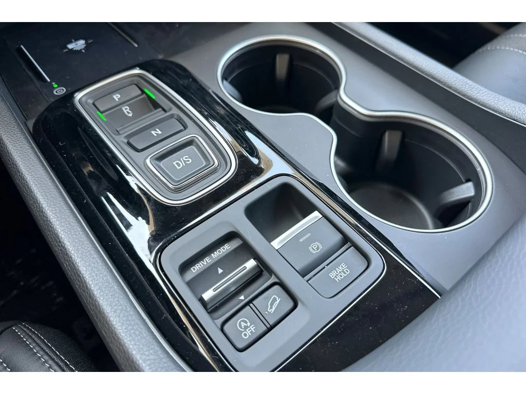 2025 Honda Pilot Touring - Photo 24